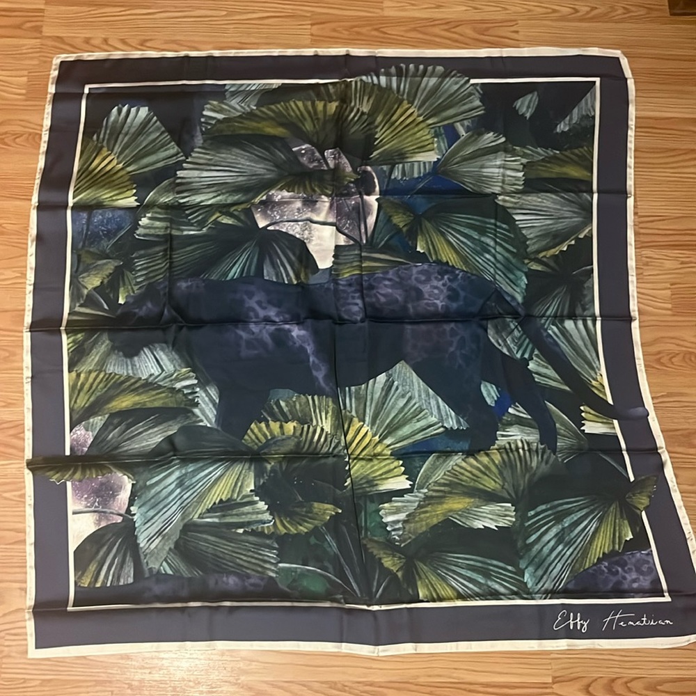 Effy palm design square scarf